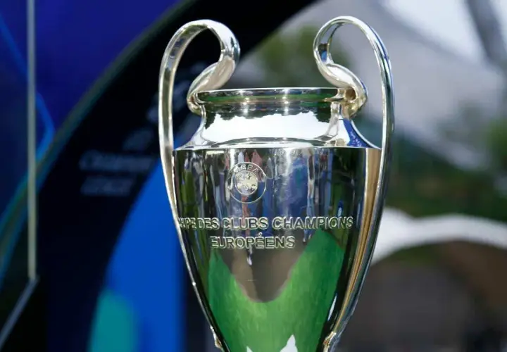 Trofeum Ligi Mistrzów, symbol marzeń wielu drużyn. Kto wygra ligę mistrzów w tym roku?