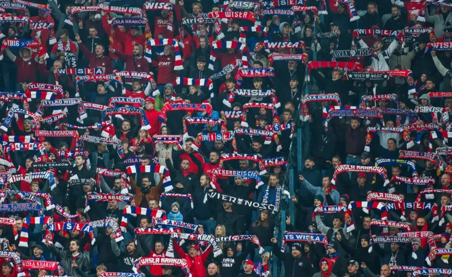 Ekstraklasa: Co to jest? Poznaj zasady, historię i kluby!