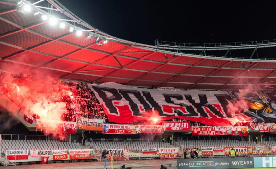Ultras w piłce - Jak działa zorganizowany doping na stadionie?