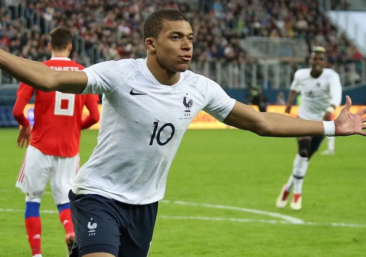 Kylian Mbappé młody, AS Monaco, PSG transfer, Mistrzostwa Świata 2018