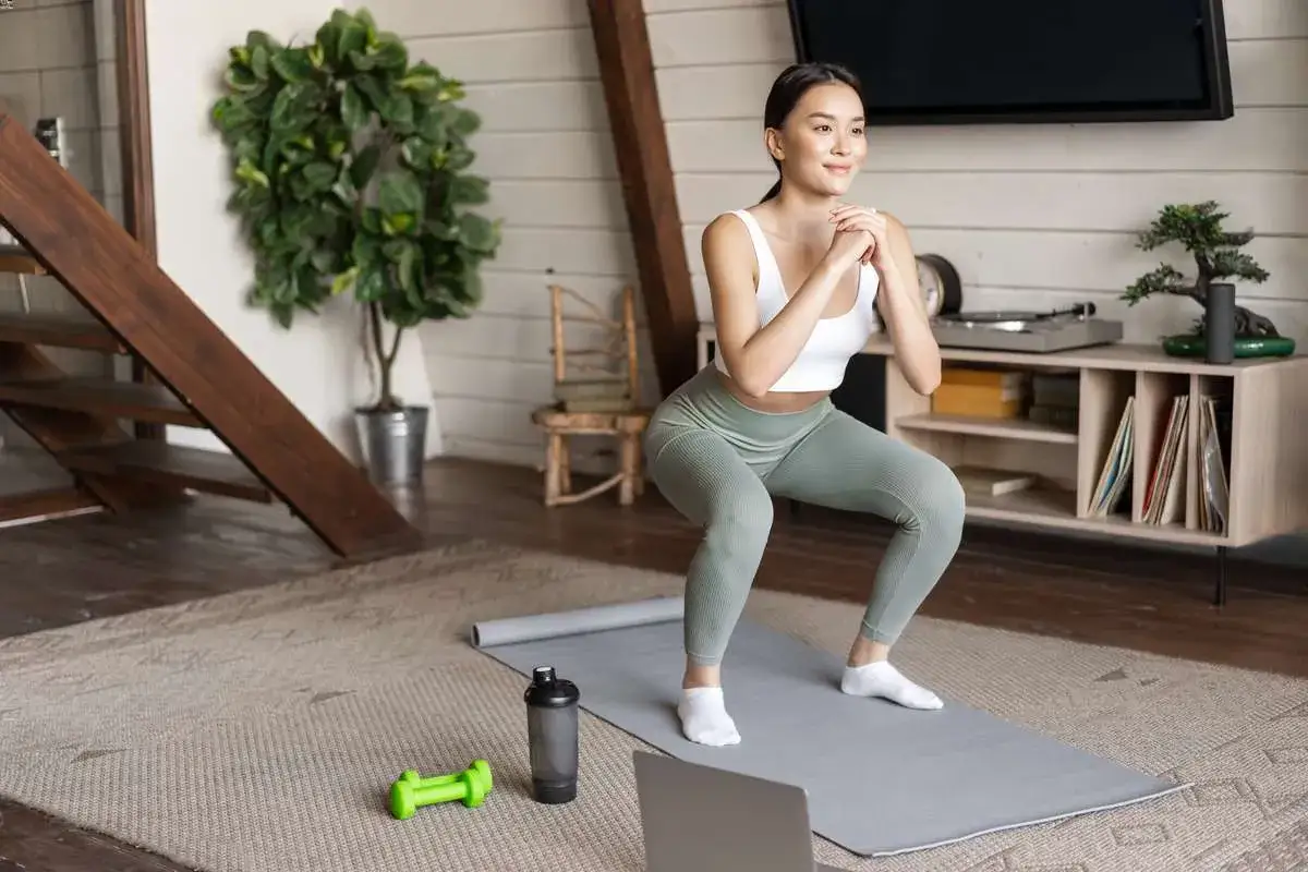Przykładowe ćwiczenia HIIT bez sprzętu